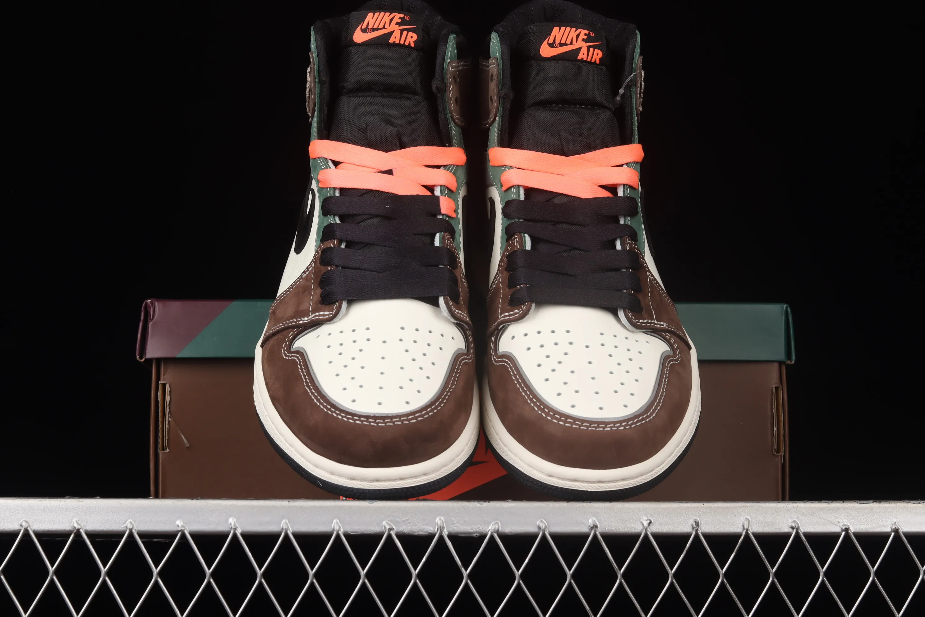 All categories Air Jordan Jordan series basketball shoes Air Jordan 1 High pure original version Air Jordan 1 High OG "Hand Crafted" AJ1 Joe 1 color stitching DH3097-001